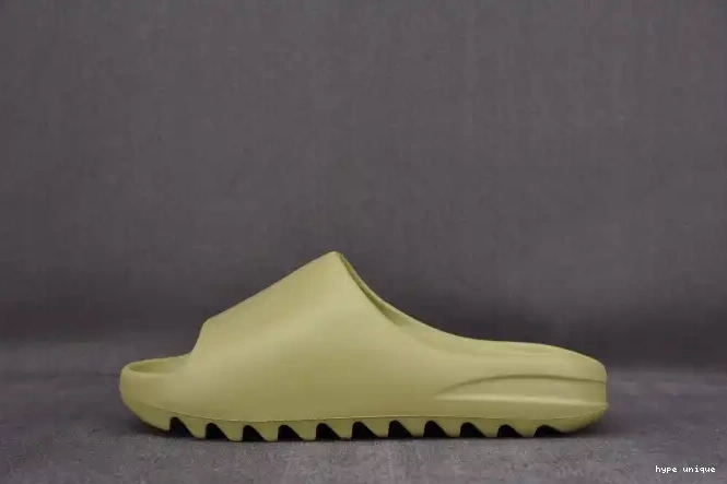 hype Adidas Slide Yeezy GZ5551 Resin 0506